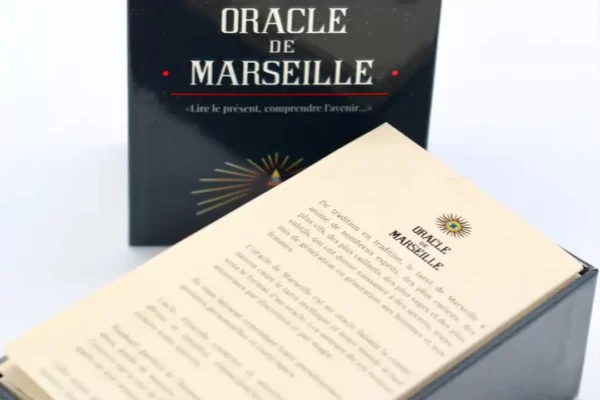 Photo du jeu oracle de Marseille - article version française - Notice du jeu